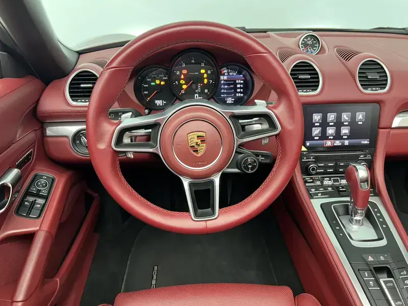 2022 Porsche 718 Spyder с пробегом 39 000 км