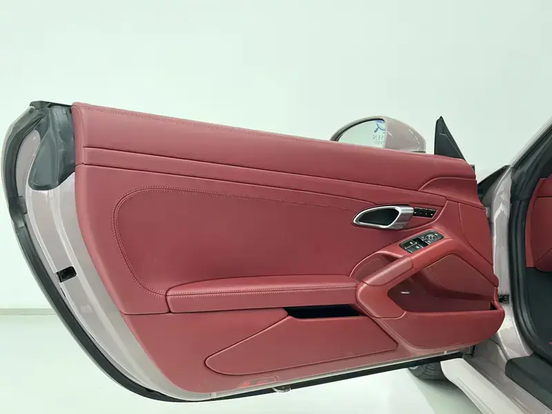 2022 Porsche 718 Spyder с пробегом 39 000 км