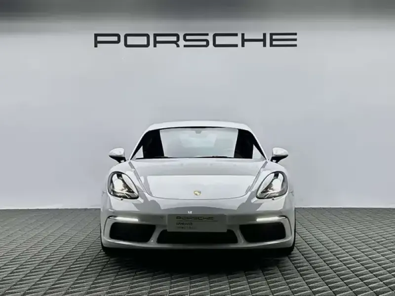 2020 Porsche 718 Spyder с пробегом 10 000 км