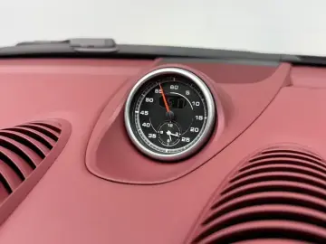 2023 Porsche 718 Spyder с пробегом 8 000 км