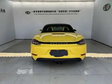 2023 Porsche 718 Spyder с пробегом 12 000 км