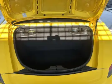 2023 Porsche 718 Spyder с пробегом 12 000 км