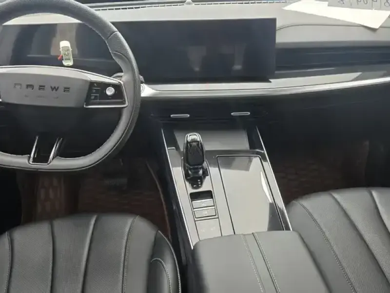 2022 Roewe RX5 Max с пробегом 25 000 км
