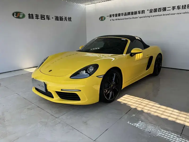 2023 Porsche 718 Spyder с пробегом 12 000 км