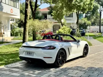 2022 Porsche 718 Spyder с пробегом 38 000 км