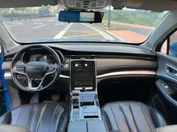 2019 Roewe RX5 Max с пробегом 100 000 км