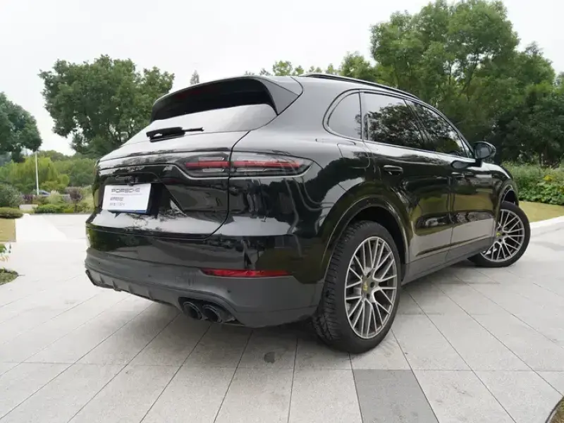 2023 Porsche Cayenne с пробегом 49 500 км