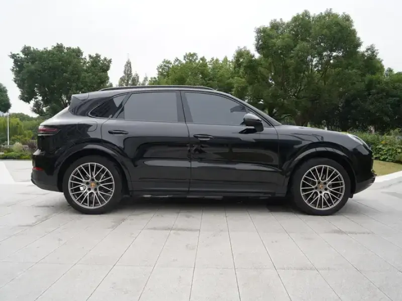 2023 Porsche Cayenne с пробегом 49 500 км