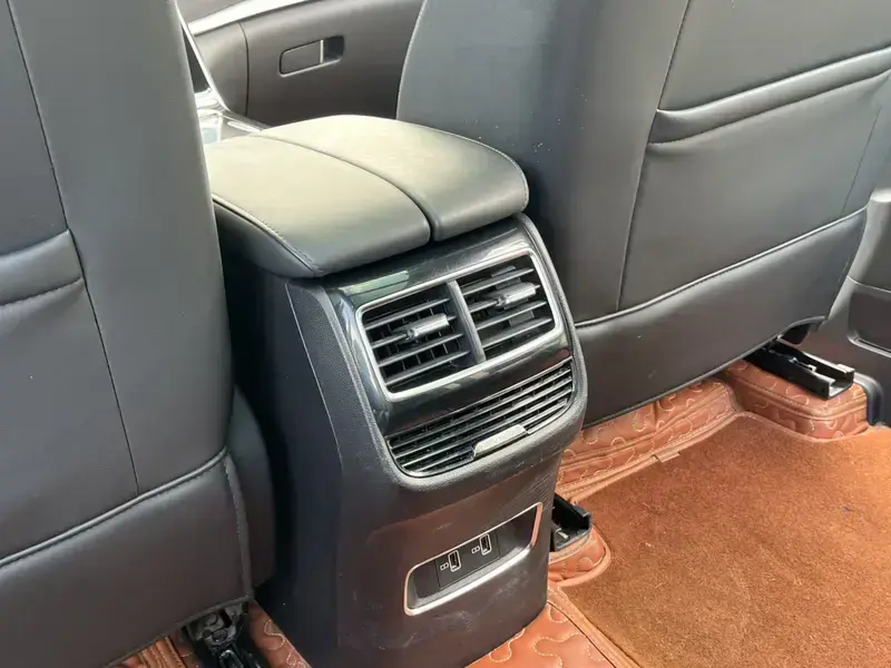 2019 Roewe RX5 Max с пробегом 39 000 км