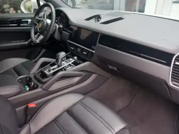 2019 Porsche Cayenne с пробегом 49 600 км