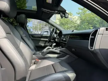 2019 Porsche Cayenne с пробегом 70 000 км
