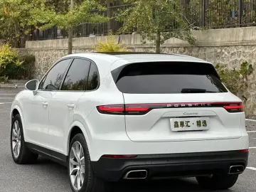 2019 Porsche Cayenne с пробегом 79 000 км