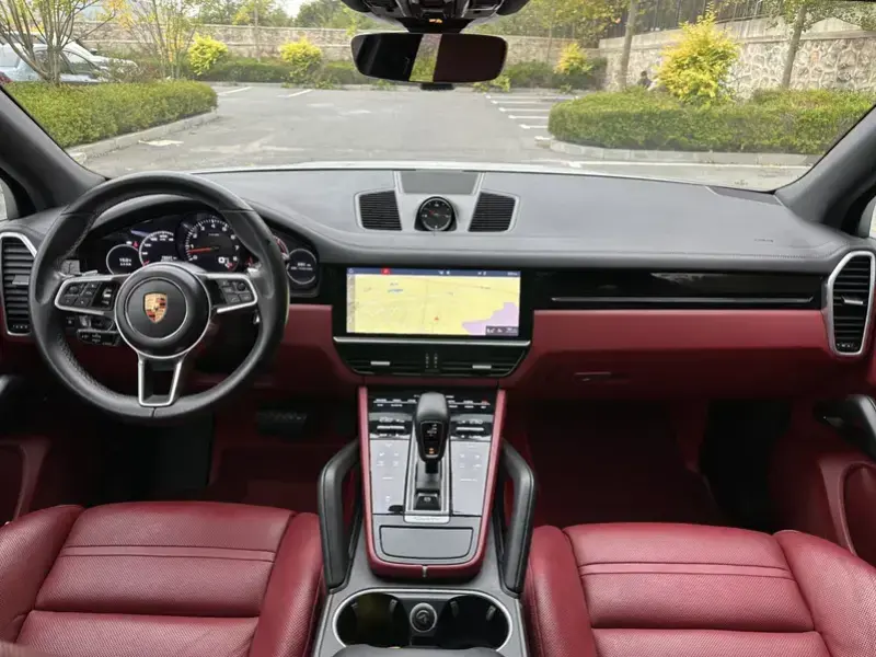 2019 Porsche Cayenne с пробегом 79 000 км