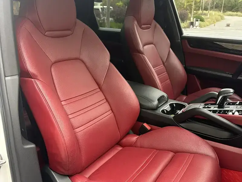 2019 Porsche Cayenne с пробегом 79 000 км