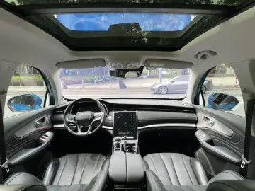 2021 Roewe RX5 Max с пробегом 60 000 км