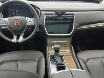 2019 Roewe RX8 с пробегом 58 000 км