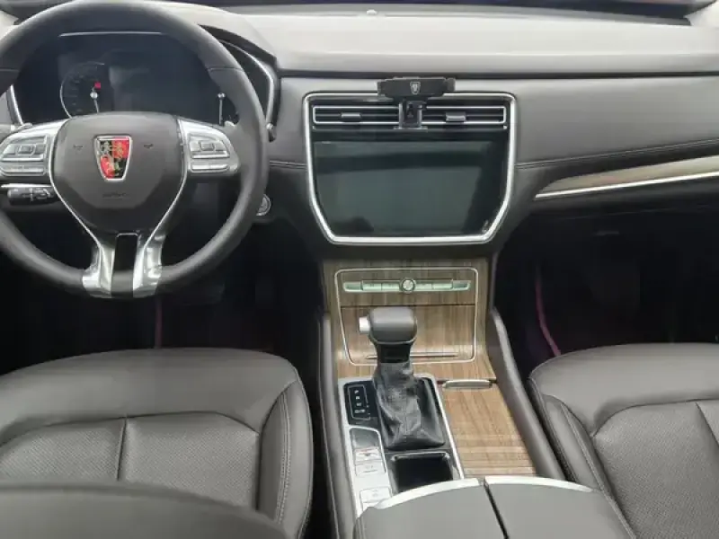 2019 Roewe RX8 с пробегом 58 000 км