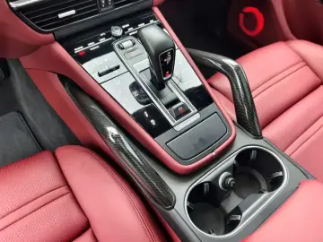 2019 Porsche Cayenne с пробегом 176 000 км