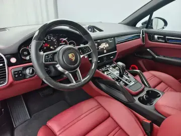 2019 Porsche Cayenne с пробегом 176 000 км