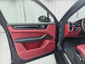 2019 Porsche Cayenne с пробегом 176 000 км