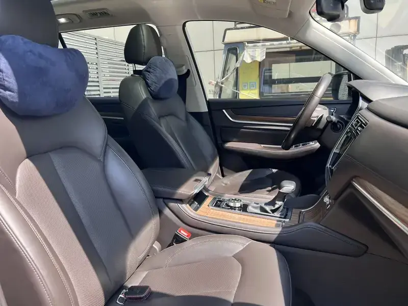 2019 Roewe RX8 с пробегом 123 000 км