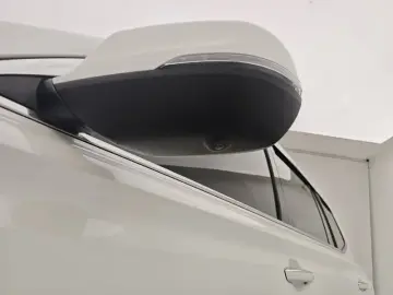 2019 Roewe RX8 с пробегом 87 000 км