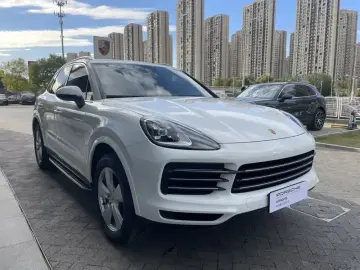 2019 Porsche Cayenne с пробегом 43 000 км