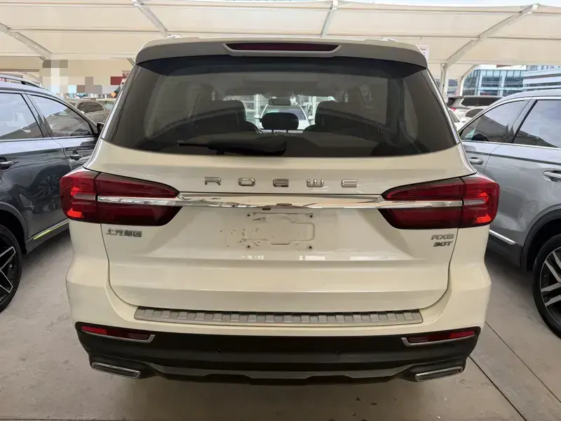 2019 Roewe RX8 с пробегом 26 000 км