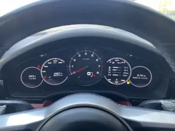 2019 Porsche Cayenne с пробегом 43 000 км