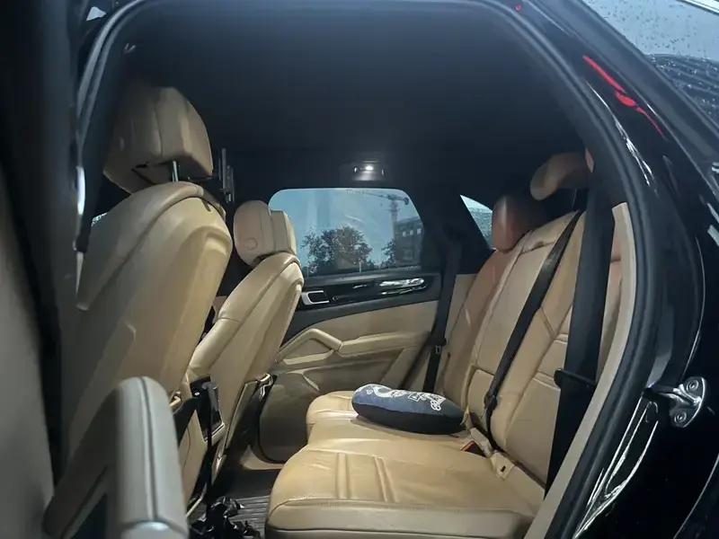 2019 Porsche Cayenne с пробегом 163 000 км