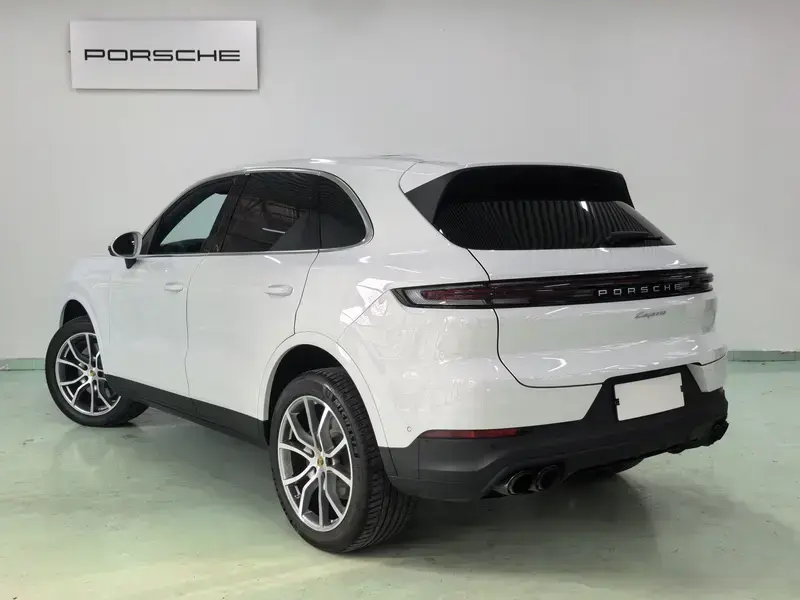 2024 Porsche Cayenne с пробегом 22 000 км
