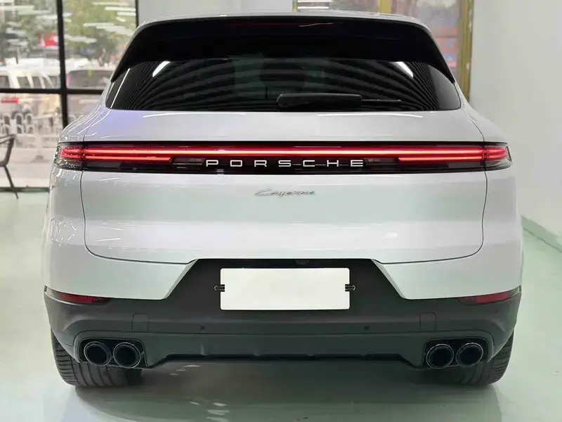 2024 Porsche Cayenne с пробегом 22 000 км
