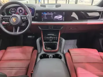 2024 Porsche Cayenne с пробегом 22 000 км