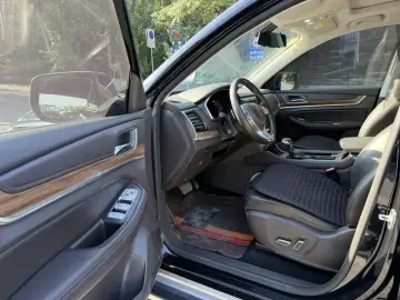 2019 Roewe RX8 с пробегом 60 000 км