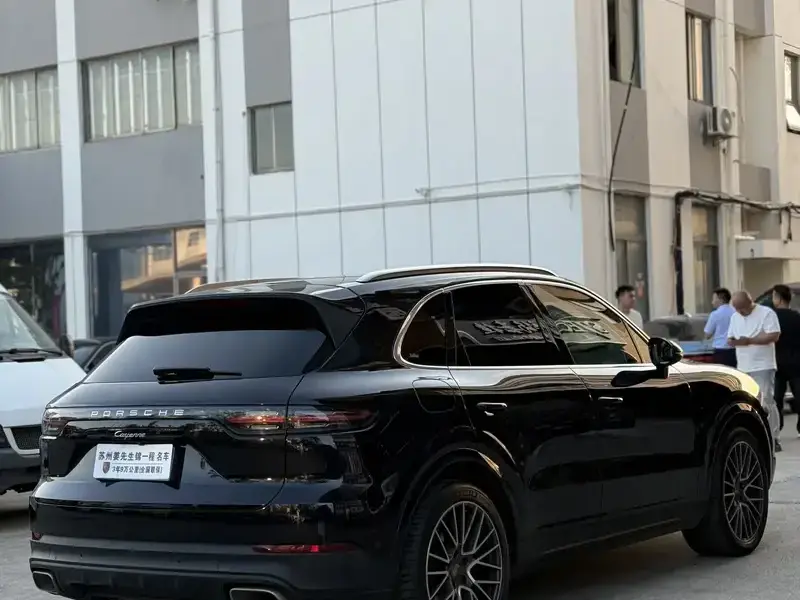2019 Porsche Cayenne с пробегом 83 000 км