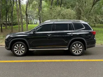 2019 Roewe RX8 с пробегом 22 600 км