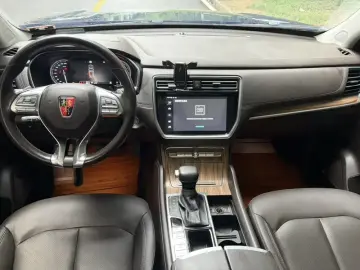 2019 Roewe RX8 с пробегом 22 600 км