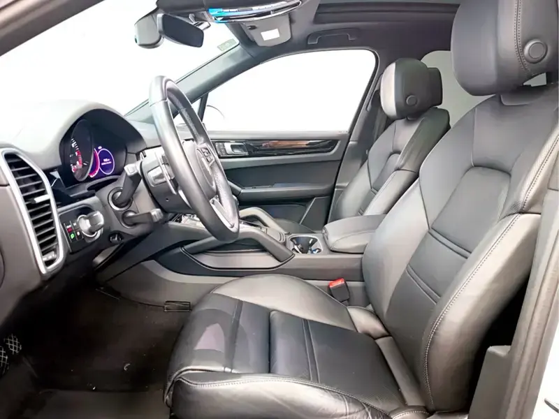 2019 Porsche Cayenne с пробегом 49 600 км