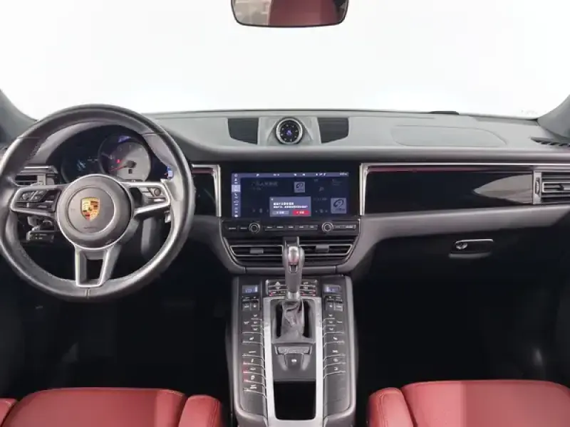 2021 Porsche Macan с пробегом 54 000 км