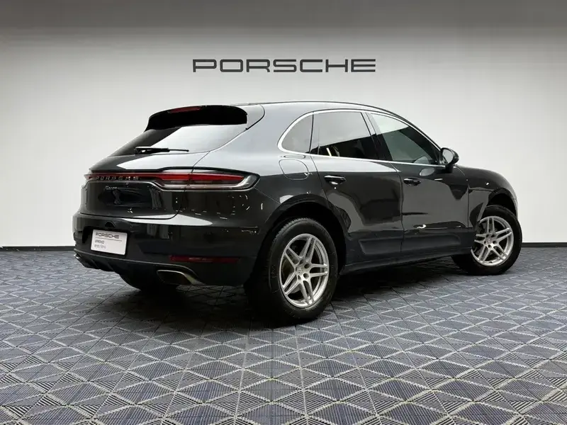 2020 Porsche Macan с пробегом 55 800 км