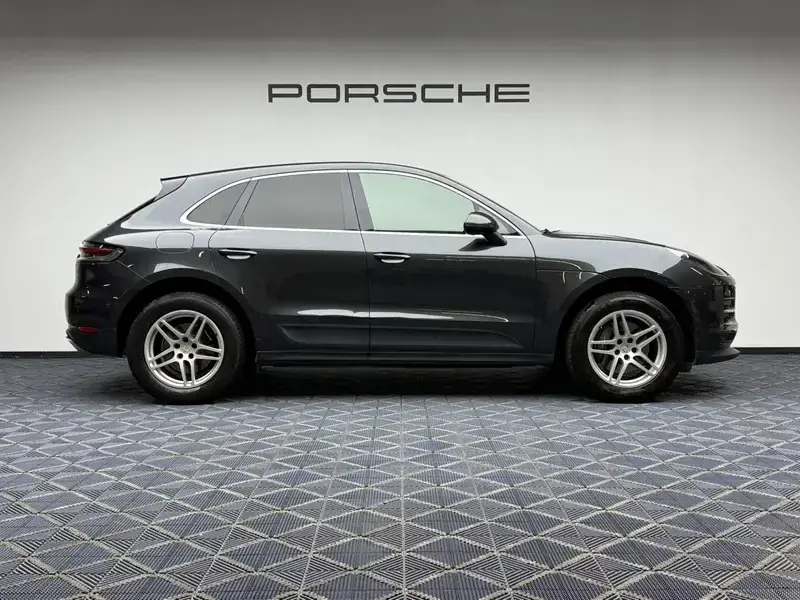 2020 Porsche Macan с пробегом 55 800 км