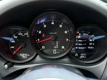 2020 Porsche Macan с пробегом 55 800 км