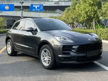 2021 Porsche Macan с пробегом 87 000 км