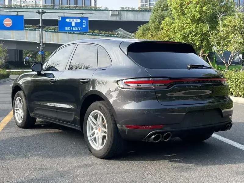 2021 Porsche Macan с пробегом 87 000 км