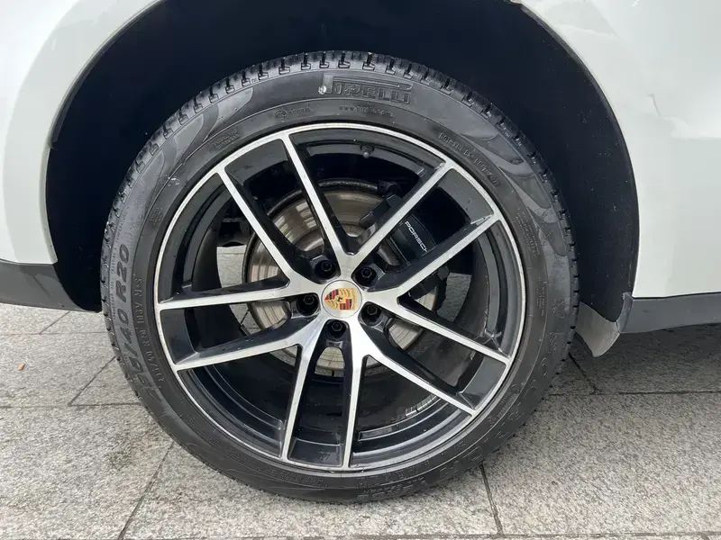 2023 Porsche Macan с пробегом 44 000 км