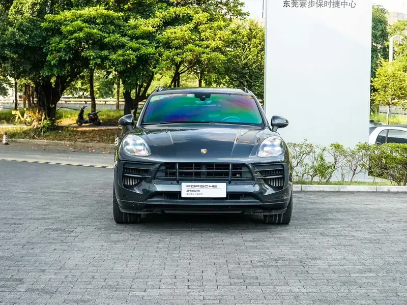 2020 Porsche Macan с пробегом 28 000 км