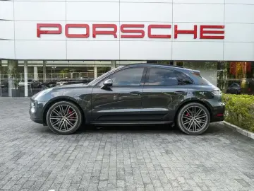 2020 Porsche Macan с пробегом 28 000 км