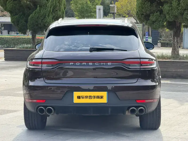 2021 Porsche Macan с пробегом 75 000 км