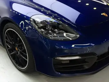 2022 Porsche Panamera с пробегом 28 000 км