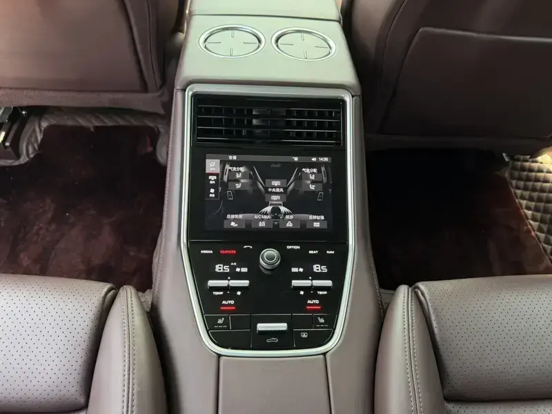 2019 Porsche Panamera с пробегом 103 000 км